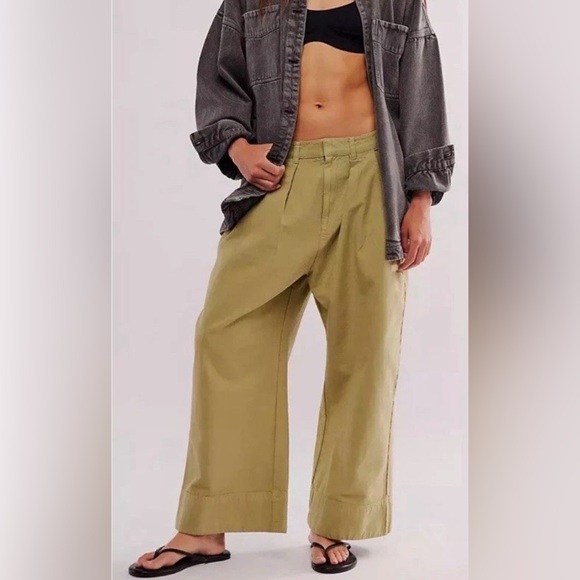 Free People Pants - NWOT Free People Sweet Talk Chinos- Dried Aloe- size 10